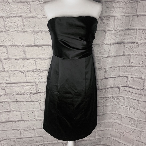 The Limited Black Sleeveless Satin Dress - Picture 4 of 8